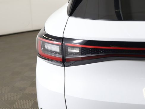 Used 2021 Volkswagen ID.4 Pro image 15