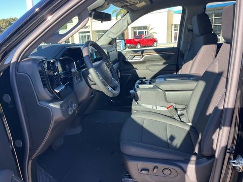 New 2026 Chevrolet Silverado 1500 LT image 18