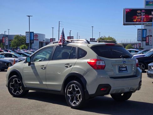 Used 2014 Subaru Crosstrek 2.0i Premium w/ Moonroof Package AWD/4WD image 5