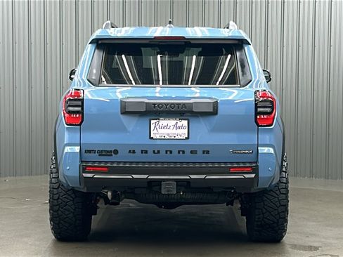 Used 2025 Toyota 4Runner TRD Off-Road Premium w/ Tow Technology Package image 4