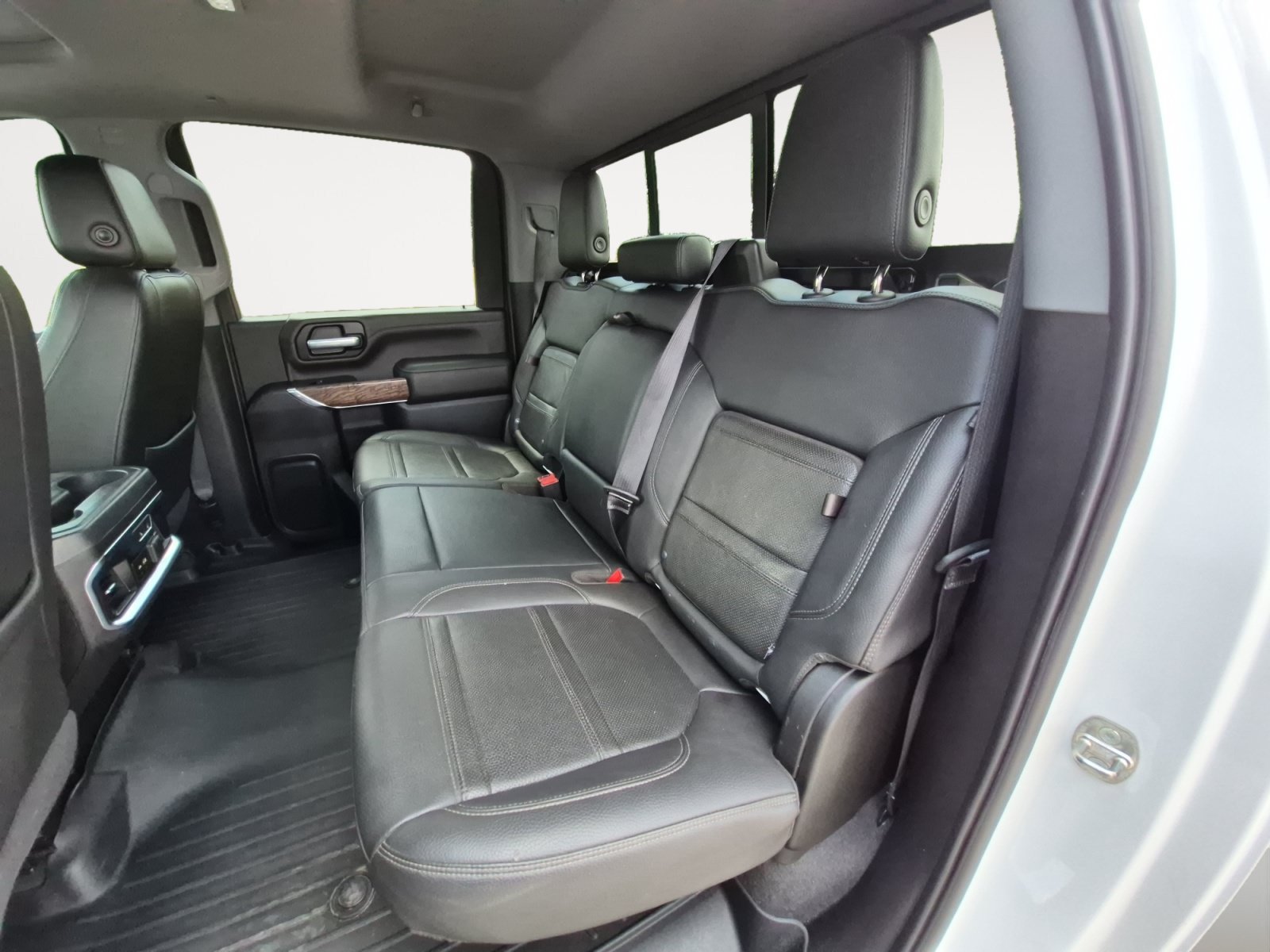 Used 2020 GMC Sierra 3500 Denali w/ Denali Ultimate Package AWD/4WD image 23