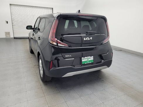 Used 2025 Kia Soul LX image 6