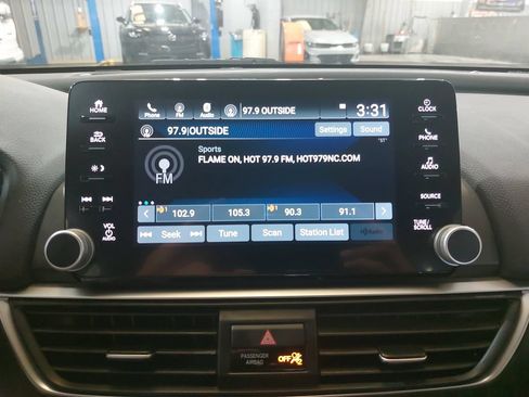 Used 2021 Honda Accord EX-L image 22