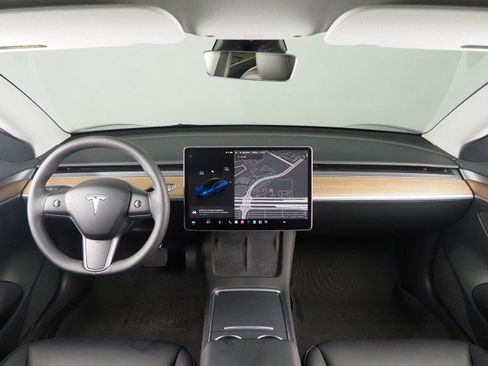 Used 2023 Tesla Model 3 RWD image 4