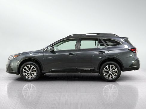 Used 2020 Subaru Outback Premium AWD/4WD image 2