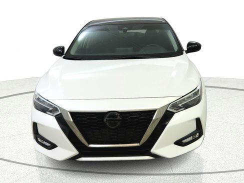 Used 2023 Nissan Sentra SR FWD image 2