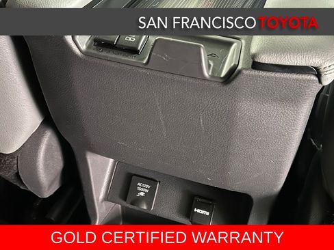 Certified 2021 Toyota Sienna Limited image 21