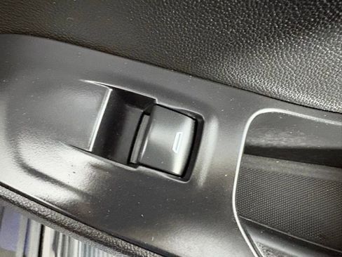 Used 2021 Chevrolet Traverse RS w/ LPO, Cargo Package FWD image 52