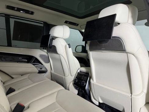 Used 2025 Land Rover Range Rover Autobiography AWD/4WD image 30