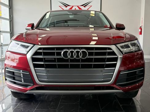 Used 2018 Audi Q5 2.0T Premium Plus w/ Premium Plus Package AWD/4WD image 2