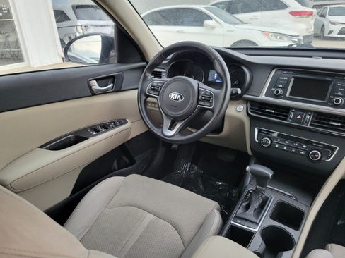 Used 2016 Kia Optima LX FWD image 26