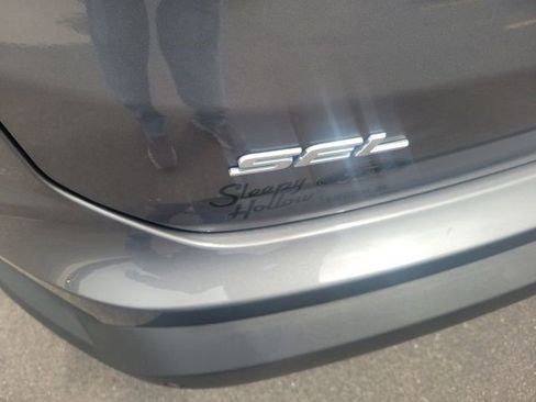 Used 2024 Ford Edge SEL w/ Convenience Package AWD/4WD image 11