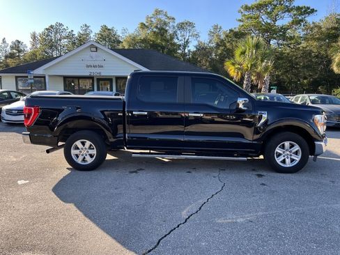 Used 2021 Ford F150 XLT w/ Trailer Tow Package image 4