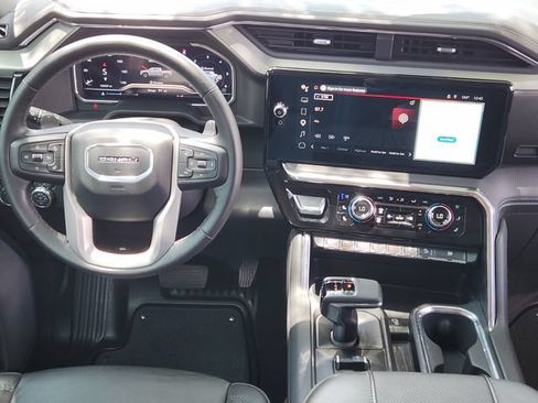 Used 2024 GMC Sierra 1500 Denali w/ Technology Package AWD/4WD image 28