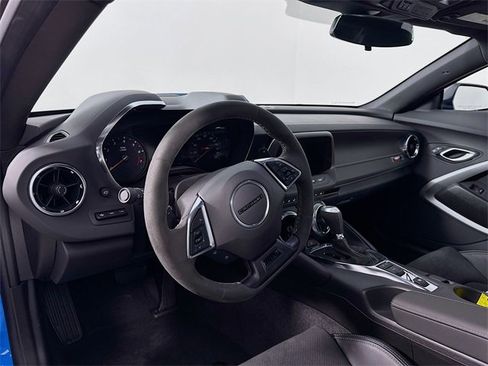 Used 2023 Chevrolet Camaro SS image 9