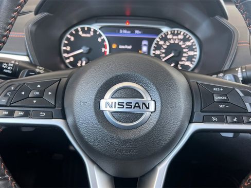 Used 2022 Nissan Altima 2.5 SR image 24