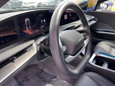 Used 2024 Lucid Air Touring AWD/4WD image 31