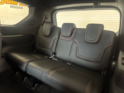 New 2026 Nissan Armada SL w/ Captain's Chari Seat Package image 12