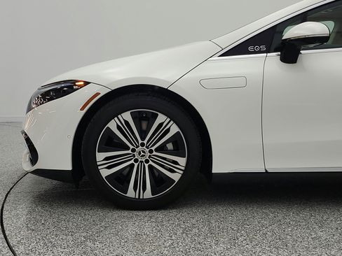 Used 2022 Mercedes-Benz EQS 450+ Sedan image 38