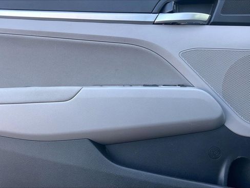 Used 2020 Hyundai Elantra Value Edition w/ Cargo Package (C1) image 15