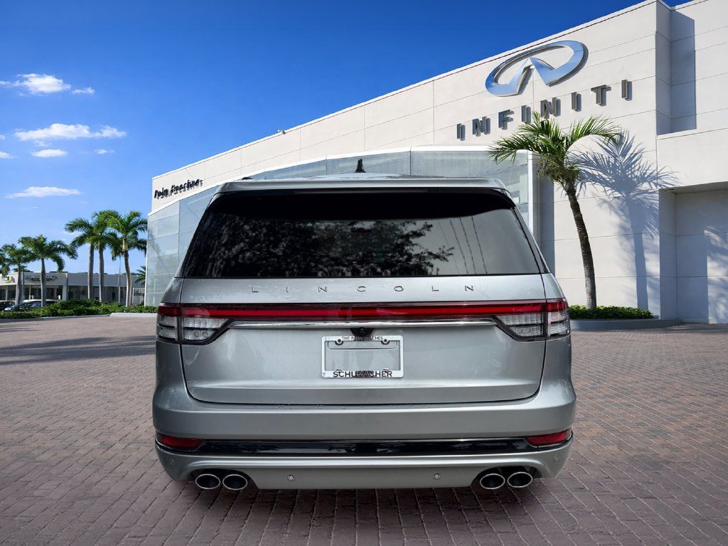 Used 2023 Lincoln Aviator Reserve w/ Equipment Group 201A RWD image 6