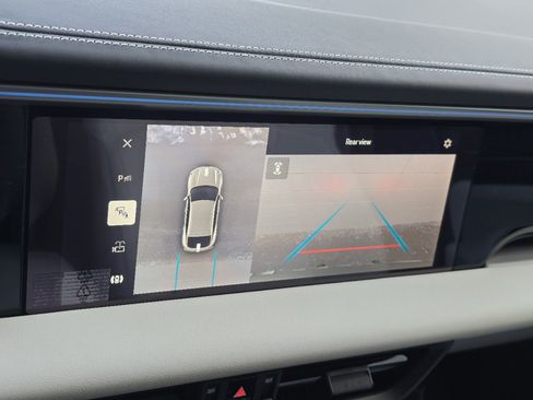 New 2025 Porsche Macan 4S Electric image 14