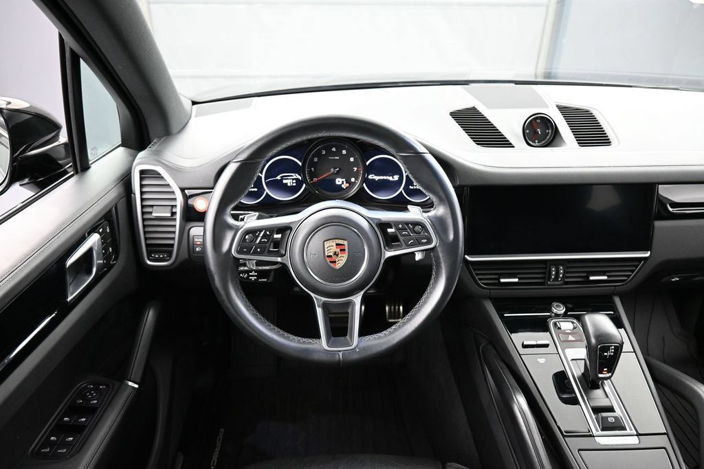 Certified 2023 Porsche Cayenne S Platinum AWD/4WD image 18