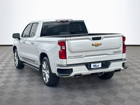 Used 2023 Chevrolet Silverado 1500 High Country w/ High Country Premium Package AWD/4WD image 7
