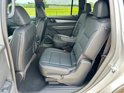 Used 2026 Buick Enclave Preferred FWD image 21
