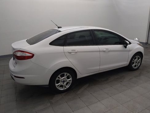 Used 2015 Ford Fiesta SE FWD image 10