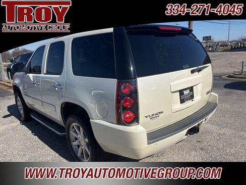 Used 2013 GMC Yukon Denali image 17