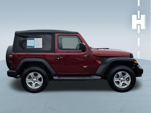 Used 2021 Jeep Wrangler Sport AWD/4WD image 3