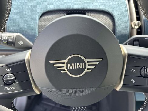 New 2025 MINI Cooper Countryman S w/ Comfort Package Max image 17