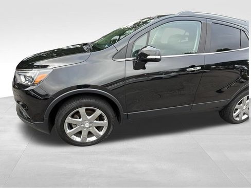 Used 2017 Buick Encore Premium w/ Experience Buick Package AWD/4WD image 2