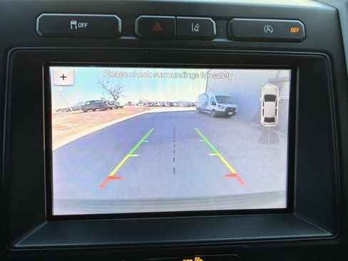 Used 2019 Ford Expedition XLT w/ Equipment Group 202A image 25