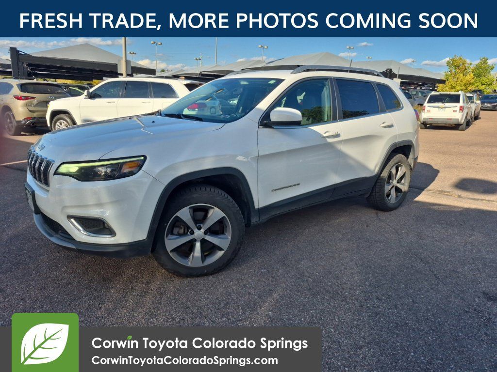 Used 2019 Jeep Cherokee Limited AWD/4WD image 2