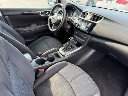 Used 2016 Nissan Sentra SV w/ Style Package FWD image 16