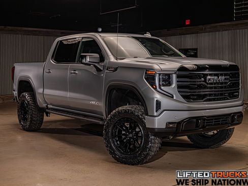Used 2025 GMC Sierra 1500 AT4 w/ AT4 Premium Package AWD/4WD image 1