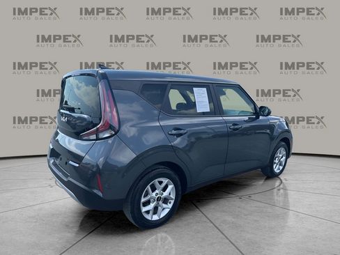 Used 2024 Kia Soul LX w/ Option Group 015 image 5