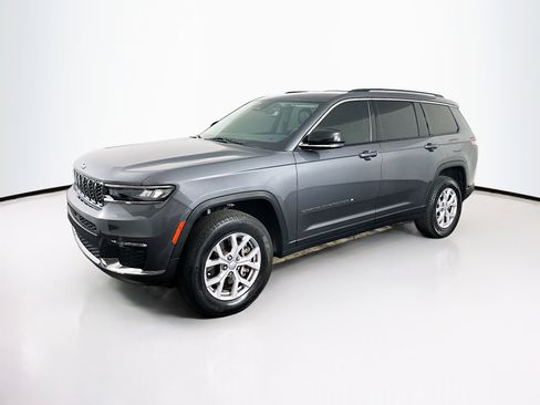 Used 2022 Jeep Grand Cherokee L Limited image 3