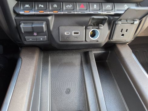 Used 2021 GMC Sierra 1500 SLT w/ SLT Premium Plus Package image 28
