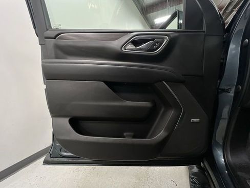 Used 2021 Chevrolet Tahoe Z71 w/ Luxury Package image 23