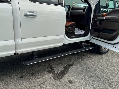 Certified 2022 Ford F450 King Ranch w/ King Ranch Ultimate Package AWD/4WD image 14