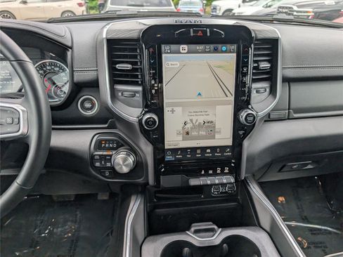 Used 2023 RAM 1500 Laramie AWD/4WD image 18