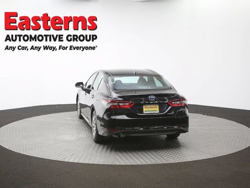 Used 2021 Toyota Camry LE FWD image 61
