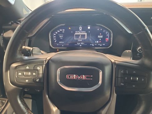 Used 2022 GMC Sierra 1500 AT4 w/ AT4 Preferred Package AWD/4WD image 14