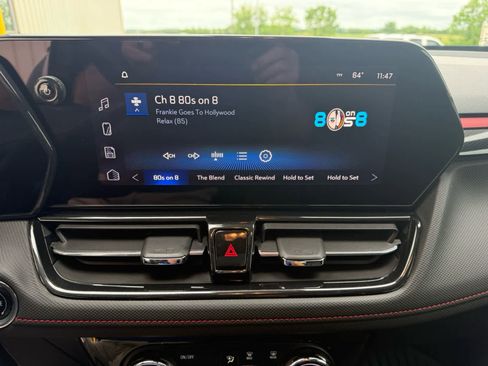 Used 2025 Chevrolet TrailBlazer RS w/ Convenience Package FWD image 16