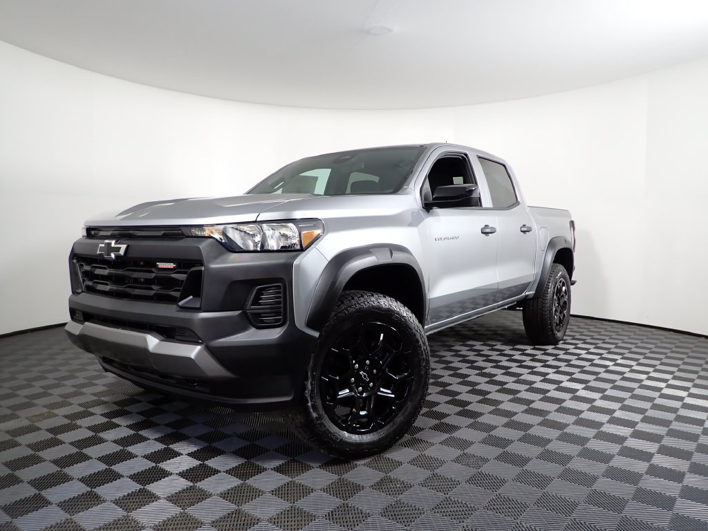 New 2026 Chevrolet Colorado Trail Boss AWD/4WD image 2