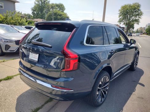 New 2026 Volvo XC90 B5 Ultra w/ Protection Package image 9