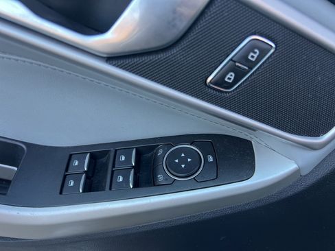 Used 2022 Ford Explorer XLT w/ Equipment Group 202A image 23